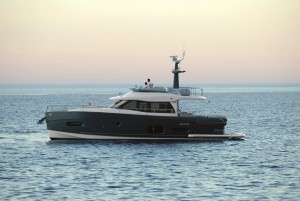 Azimut Magellano 53