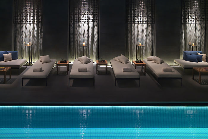 milan-luxury-spa-pool-loungers-01