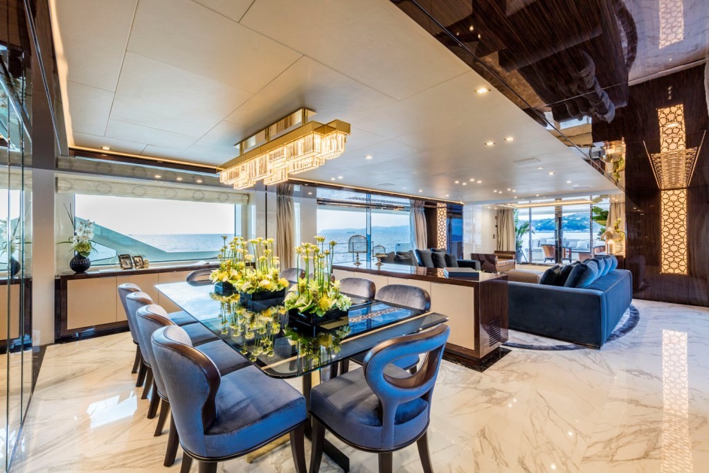 MONDOMARINE 40 INTERNI-135