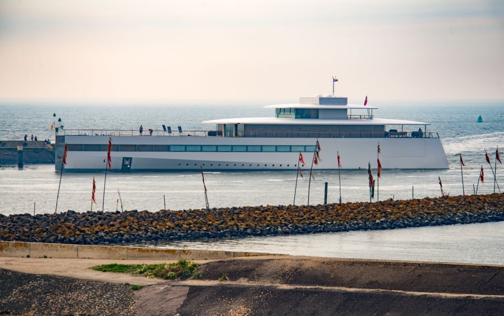 venus-copyright-feadship-02