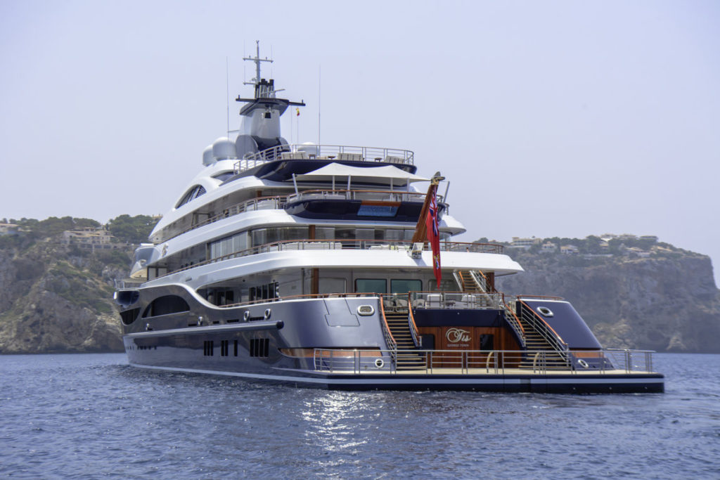 lurssen yacht tis