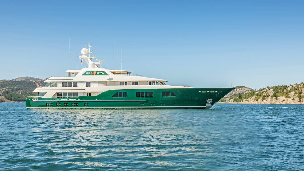 62m charter yacht